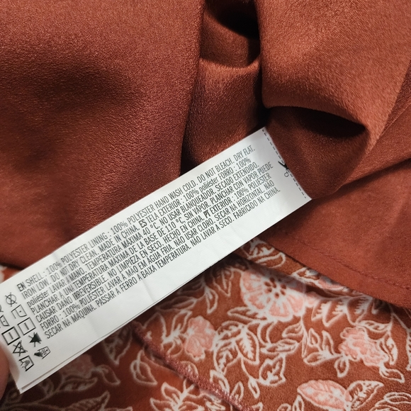 Womens Forever 22 Coral Fall Ruffle Dress Size Small with Floral and Leaf Design - Picture 4 of 10